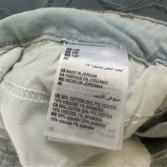 Charter Club Bristol Capri Size 14P Tummy Control Blue Denim - Picture 8 of 9